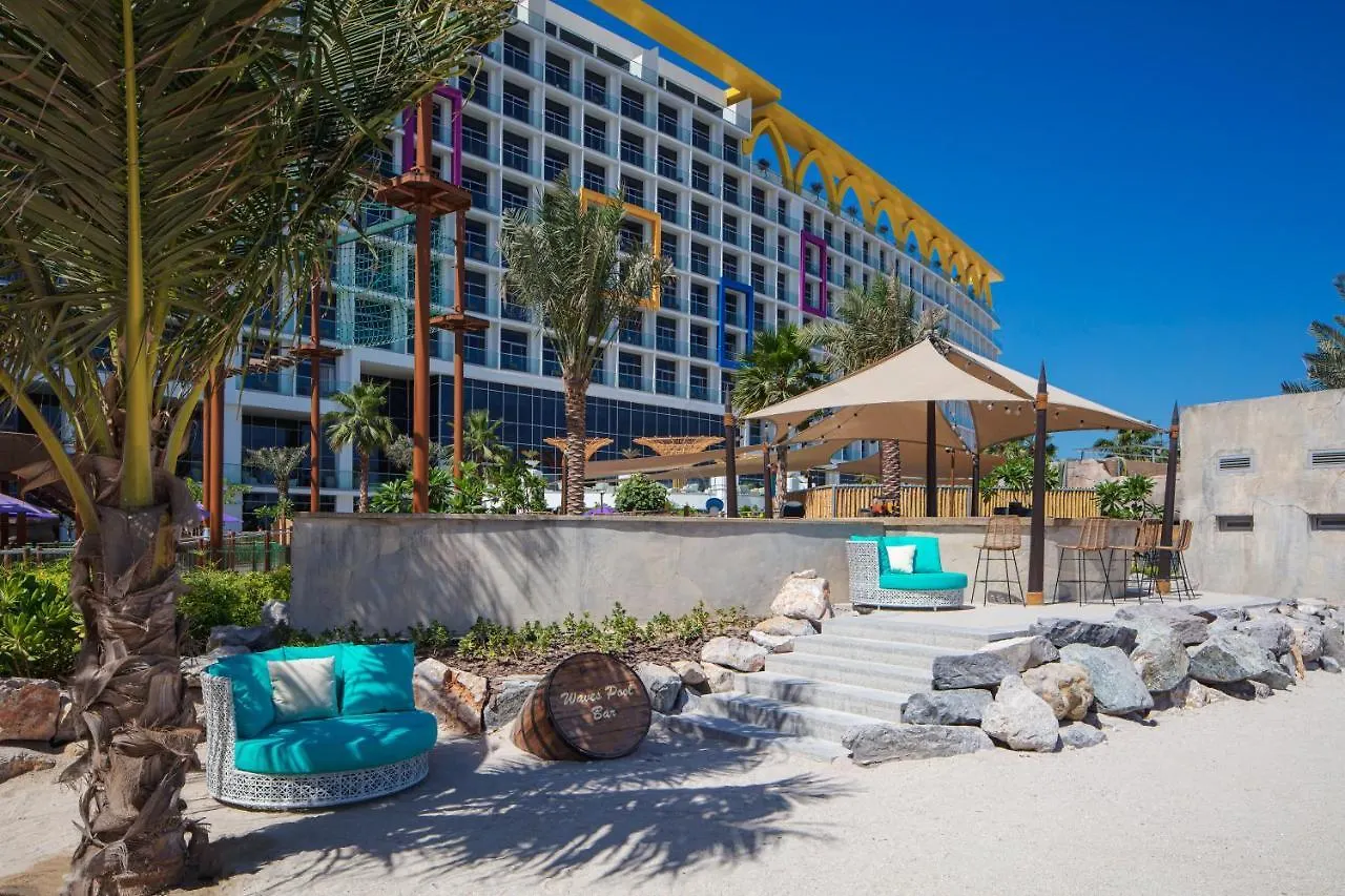 Centara Mirage Beach Resort Dubaj
