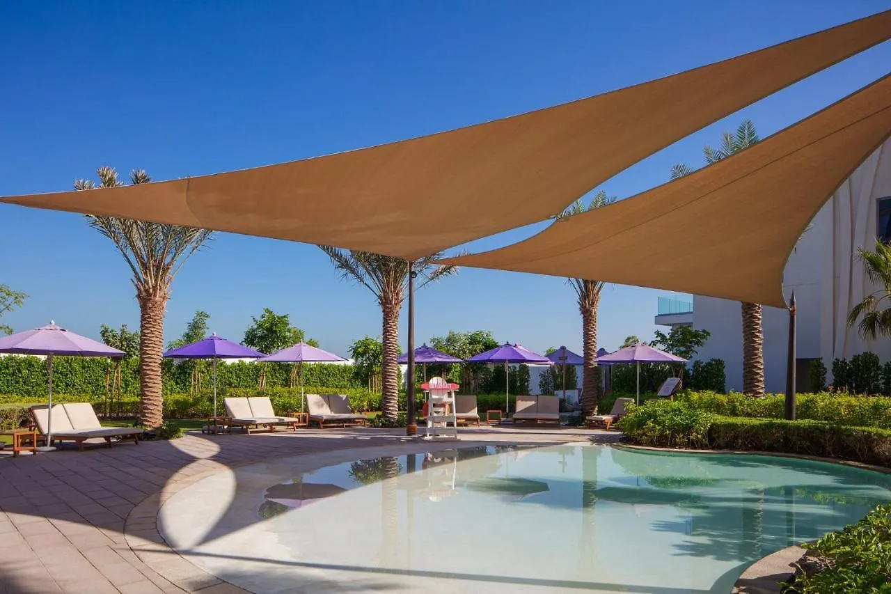 Centara Mirage Beach Resort Dubaj