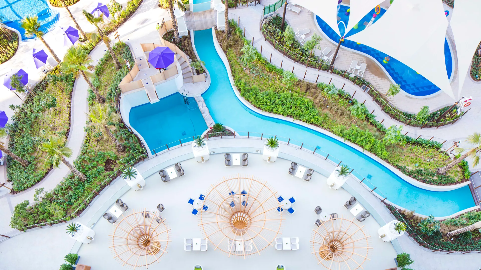 Centara Mirage Beach Resort Dubaj